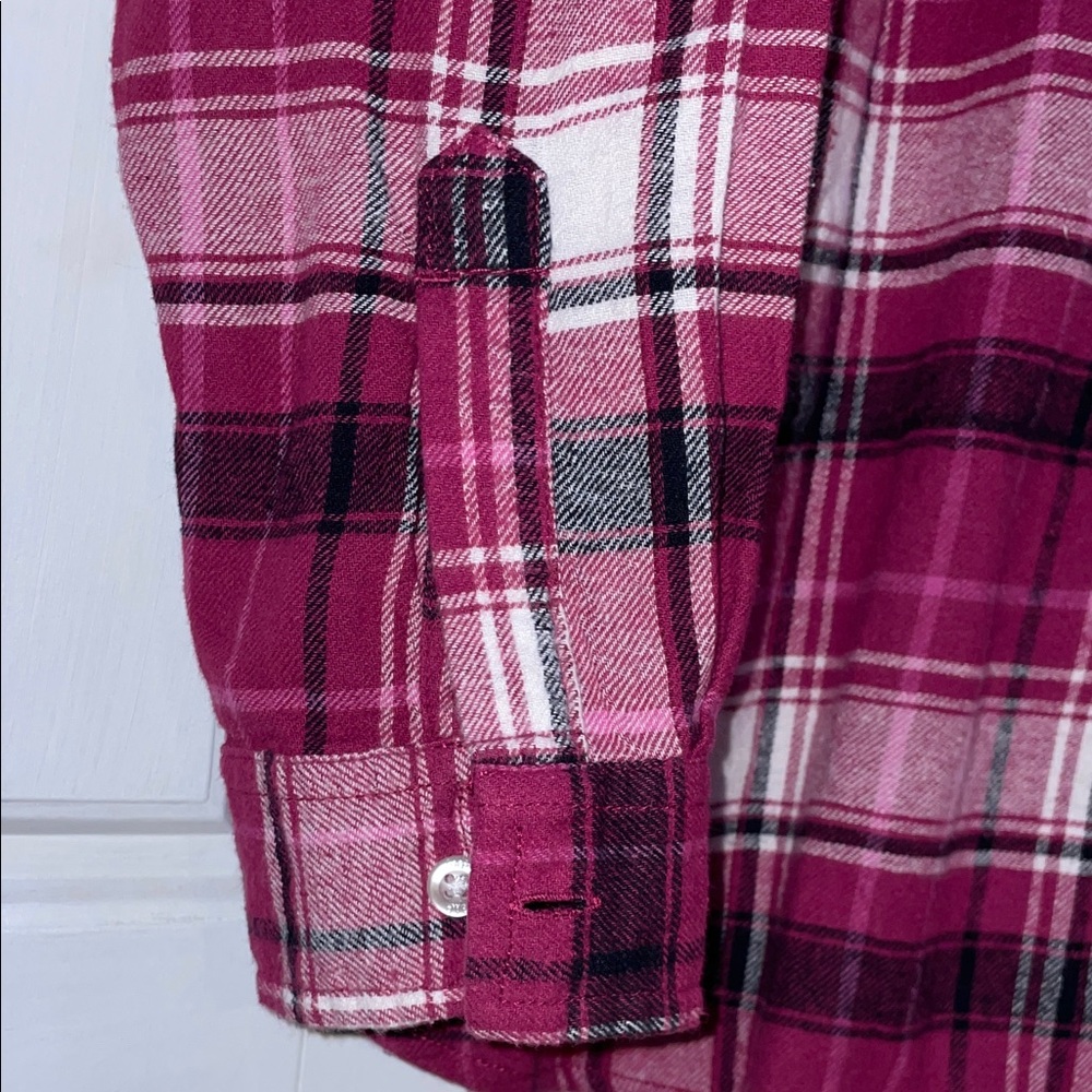 GAP Women's Pink Plaid Flannel Boyfriend Button Down Shirt - Picture 4 of 8